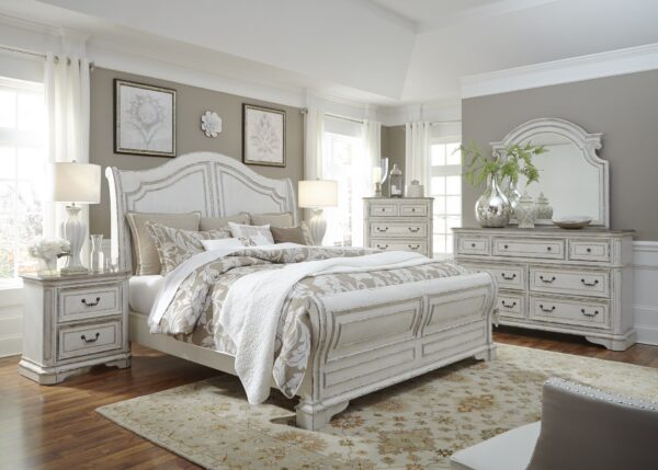 Elizabeth Sleigh Bed - Image 4