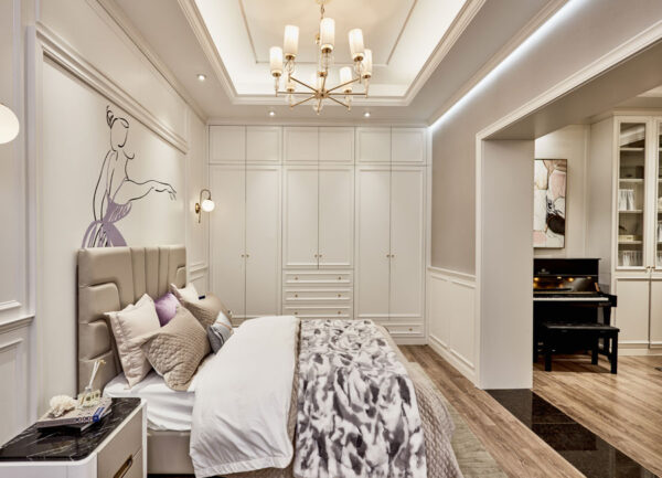 QUEEN WHITE WARDROBE - Image 5